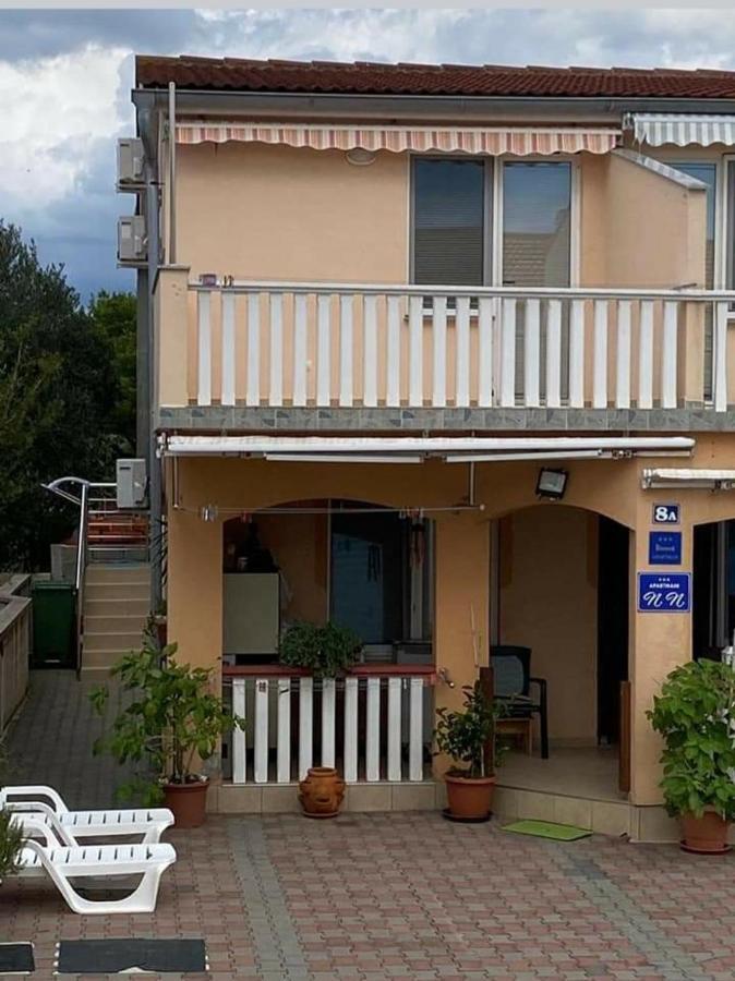 N.N Vir Exterior photo